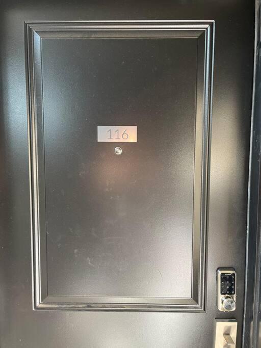Lovely One Bedroom Condo With Free Parking Cataratas do Niágara Exterior foto